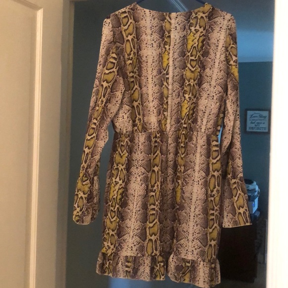 Ruffle Wrap Snake Dress - Picture 3 of 4